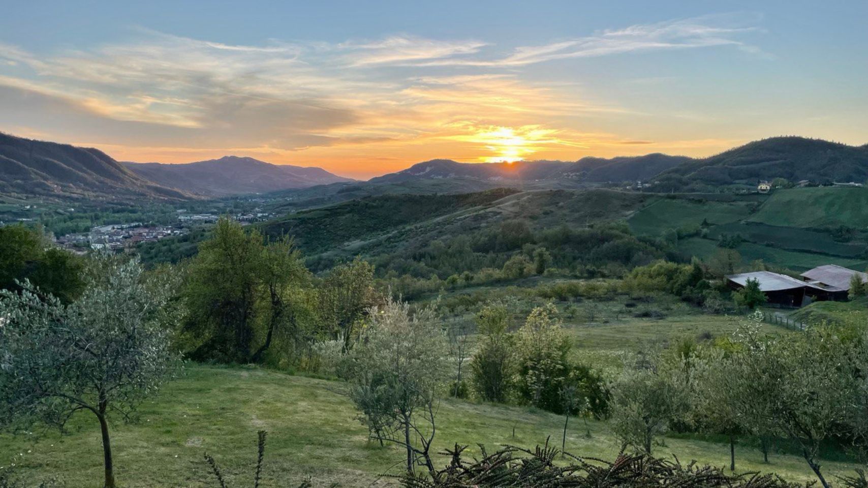 Borgo del Monte Antico Tramonto