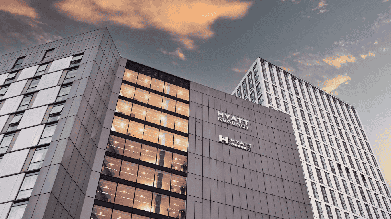 Hyatt 10